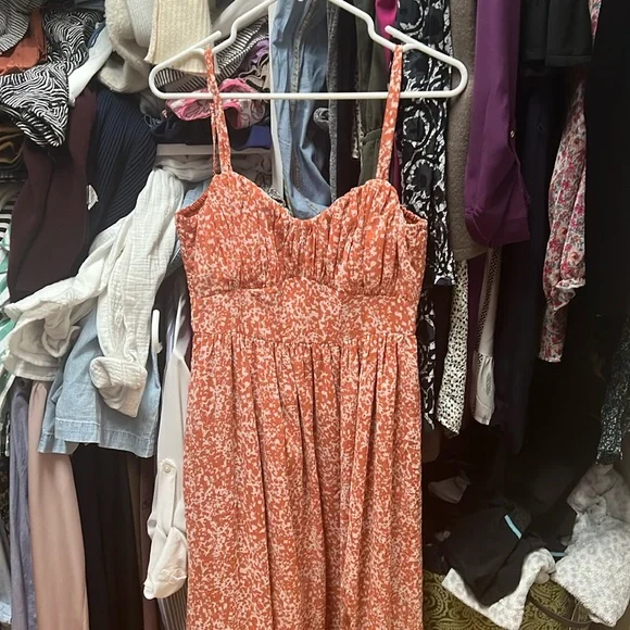 Abercrombie and Fitch summer maxi dress! Perfect for work, dinner out , winery! - Picture 1 of 2